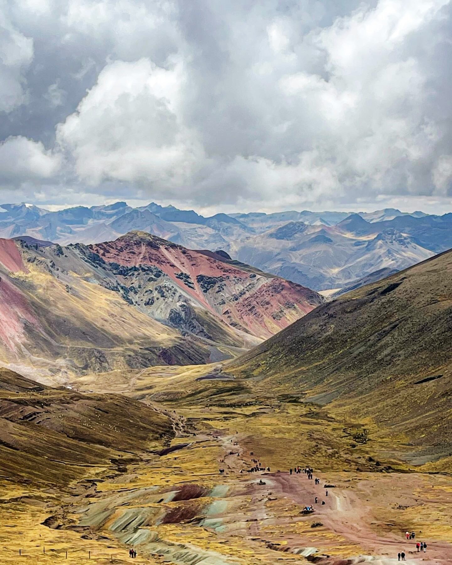 montanha arco íris no peru
